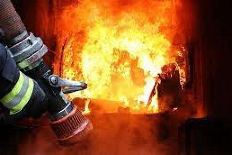 В Кілії вогнеборці вночі рятували квартирний будинок від пожежі